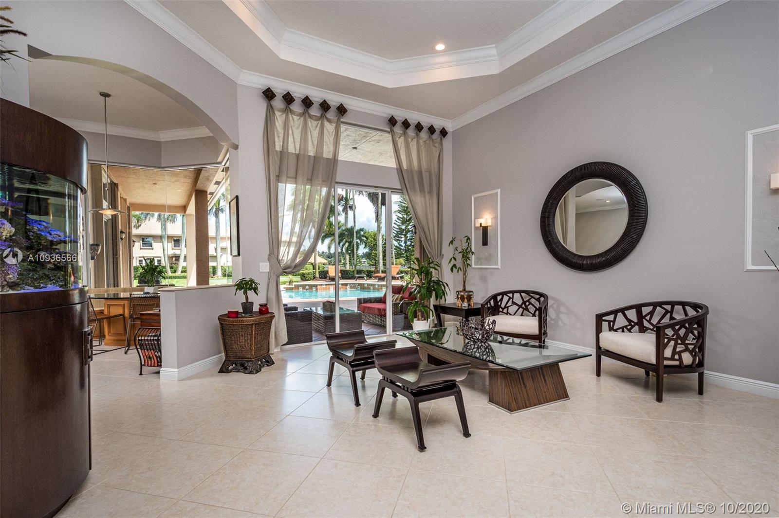 10477 Laurel Road Davie, FL 33328 - Photo 12 of 35 Gallery Image 12