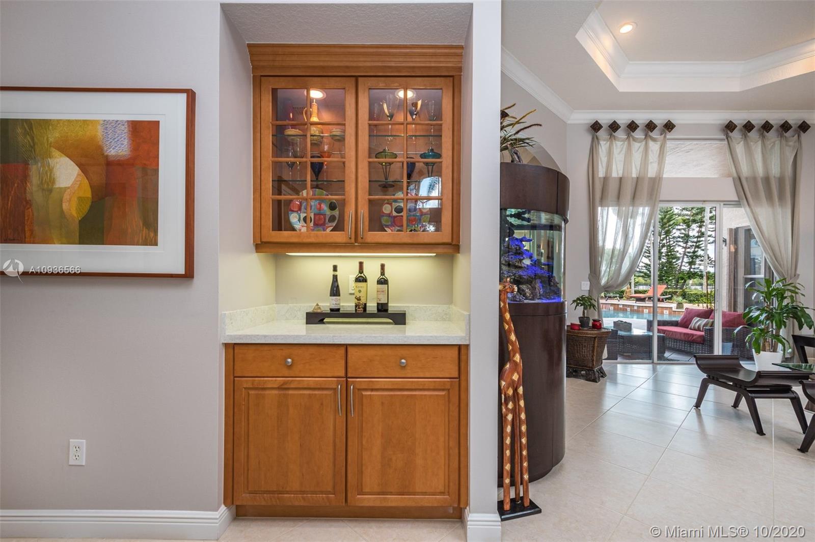 10477 Laurel Road Davie, FL 33328 - Photo 14 of 35 Gallery Image 14