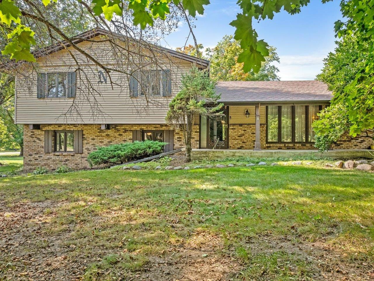 6104 Blyth Road Caledonia, IL 61011 - Photo 1 of 58 Gallery Image 1