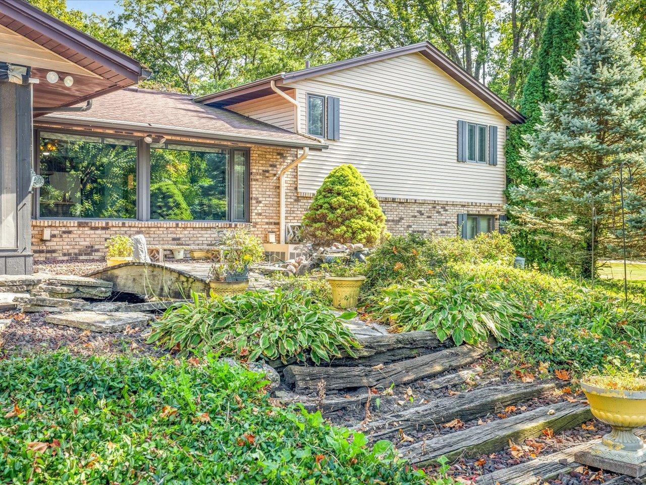 6104 Blyth Road Caledonia, IL 61011 - Photo 8 of 58 Gallery Image 8
