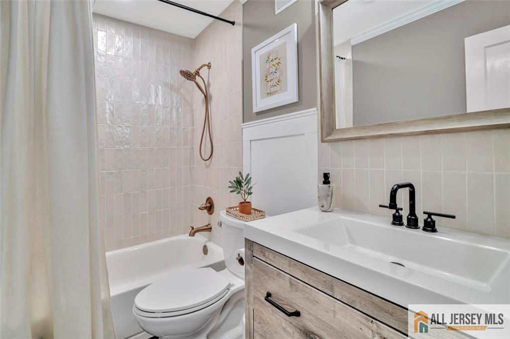 27 Collins Road Hamilton, NJ 08619 - Photo 21 of 32
