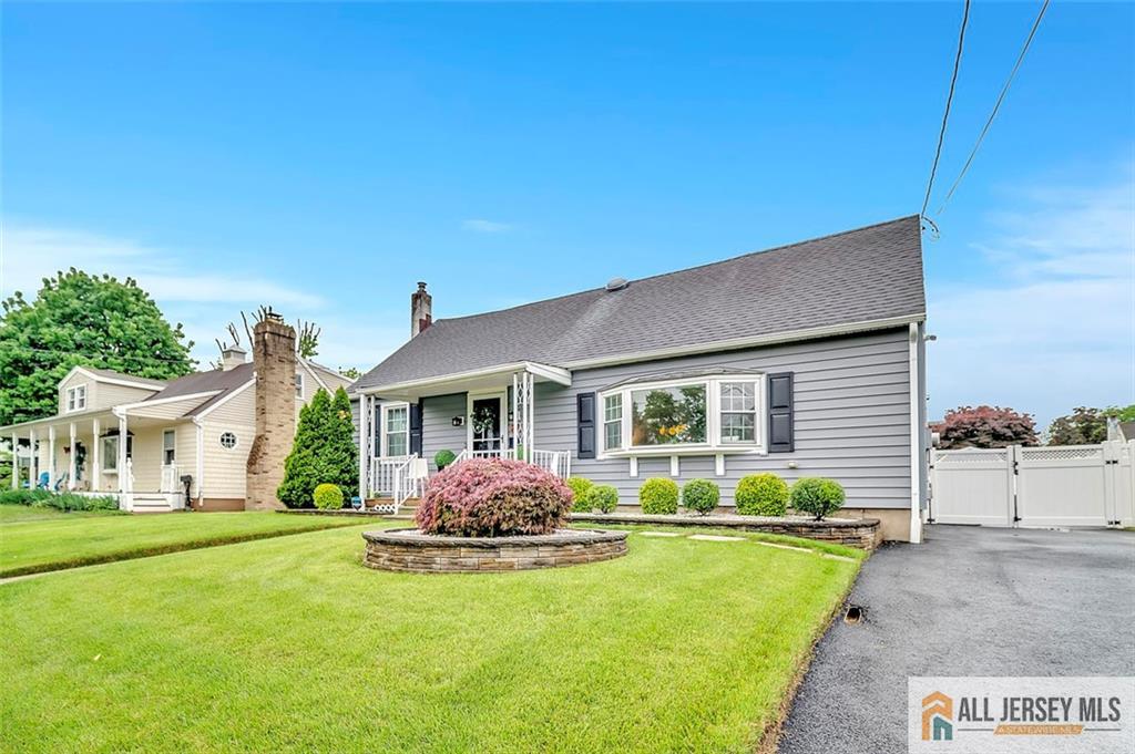 27 Collins Road Hamilton, NJ 08619 - Photo 3 of 32