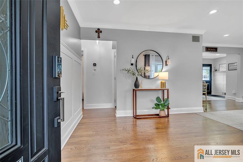 27 Collins Road Hamilton, NJ 08619 - Photo 5 of 32