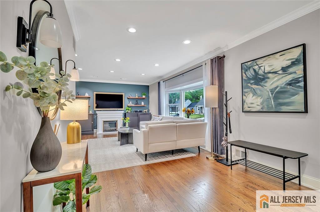 27 Collins Road Hamilton, NJ 08619 - Photo 7 of 32