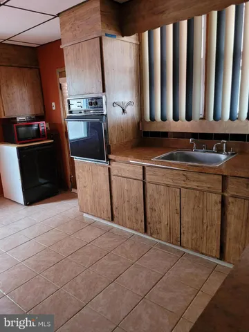 $270,000 | 4130 Rosemont Avenue, Drexel Hill, PA 19026