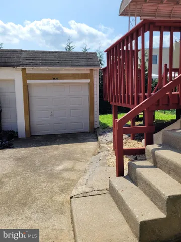 $270,000 | 4130 Rosemont Avenue, Drexel Hill, PA 19026