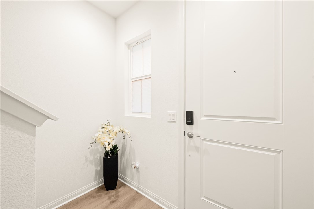 8633 Amherst Street Santee, CA 92071 - Photo 9 of 61 a view of a hallway