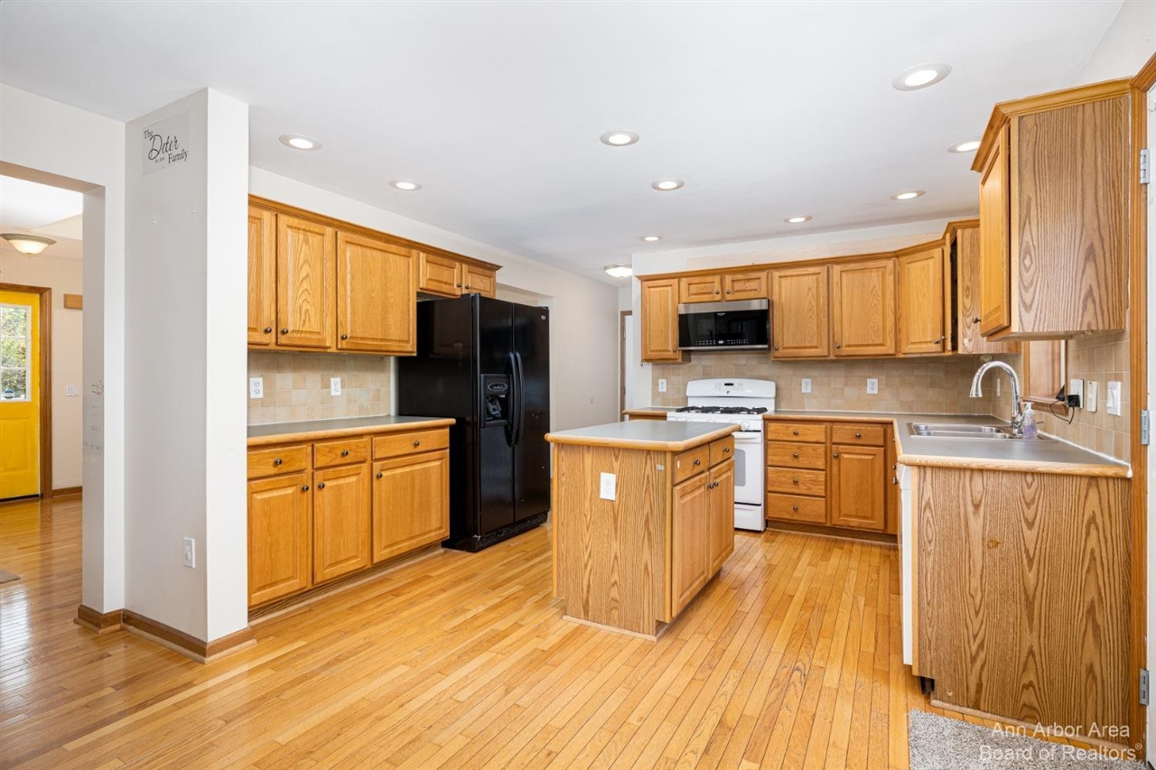 3770 Sharp Road Adrian, MI 49221 - Photo 20 of 68