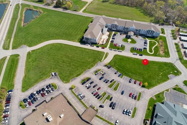 $294,000 | 1530 17th Street Northwest, Faribault, MN 55021