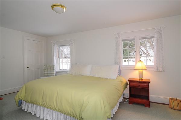 2 Sagamore Road Wellesley, MA 02481 - Photo 15 of 20