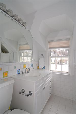 2 Sagamore Road Wellesley, MA 02481 - Photo 16 of 20