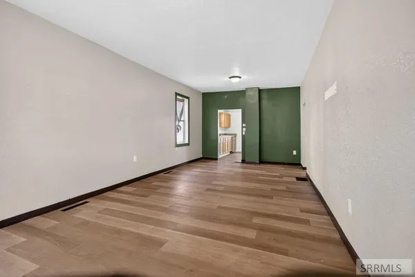 $250,000 | 221 Madison Street, American Falls, ID 83211