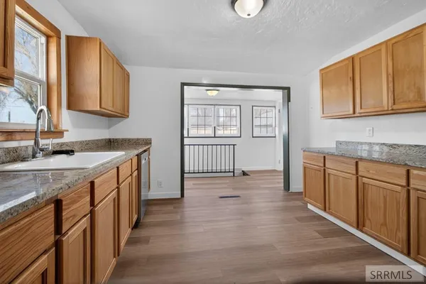 $250,000 | 221 Madison Street, American Falls, ID 83211