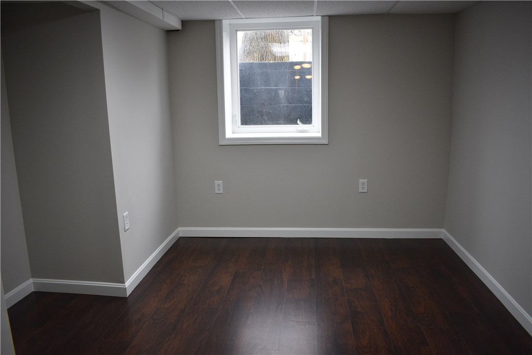77 Strawberry Field Road Warwick, RI 02886 - Photo 20 of 25