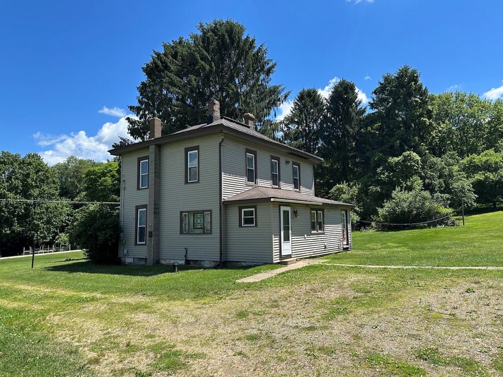 3776 Georgetown Road Polk, PA 16342 - Photo 4 of 31