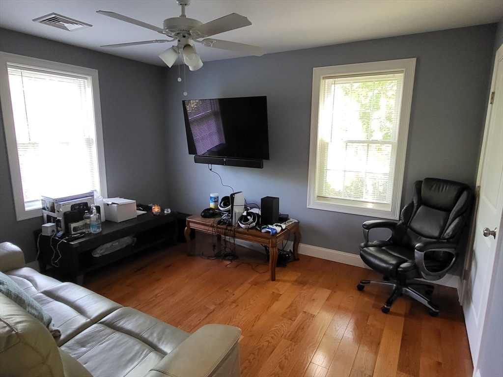 15 Chipaway Road Freetown, MA 02717 - Photo 15 of 26 Gallery Image 15