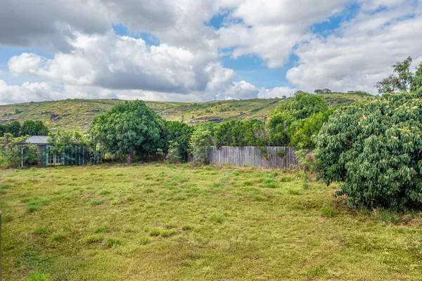 $445,000 | 95 Haina Road, Waimea, HI 96796