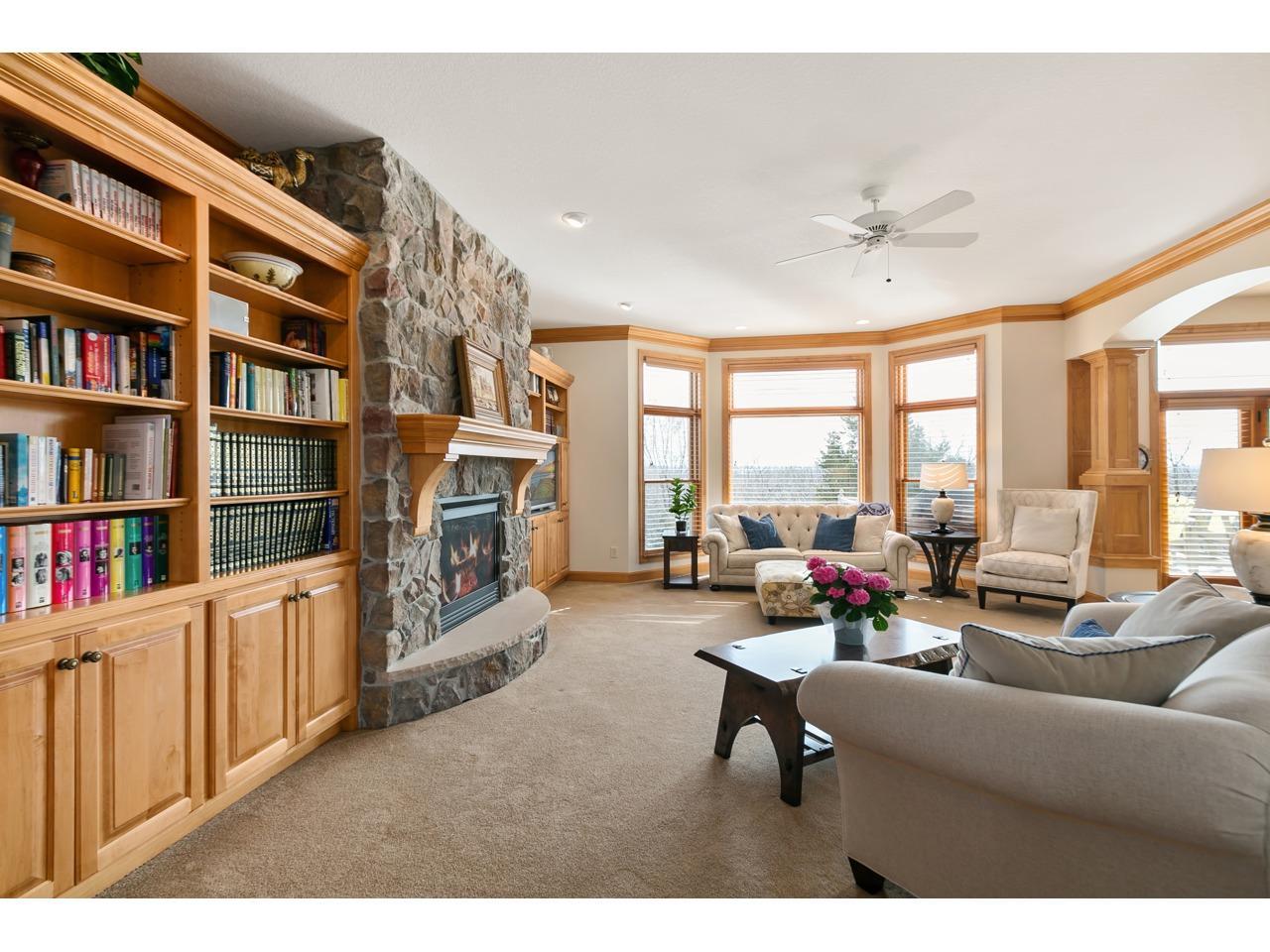 10689 Sonoma Ridge Eden Prairie, MN 55347 - Photo 12 of 64