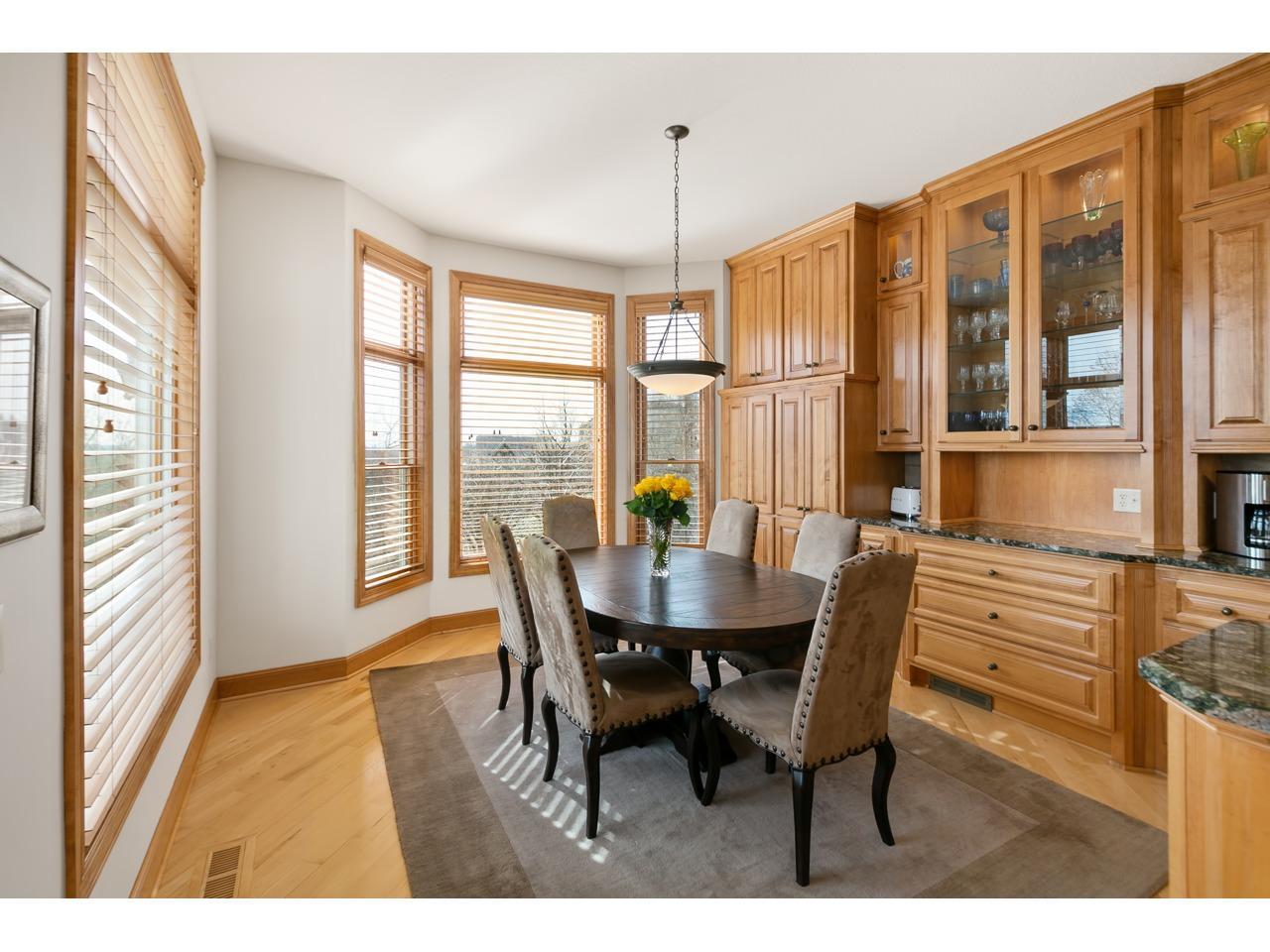 10689 Sonoma Ridge Eden Prairie, MN 55347 - Photo 14 of 64