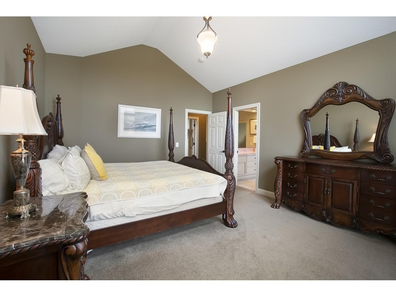 10689 Sonoma Ridge Eden Prairie, MN 55347 - Photo 24 of 64