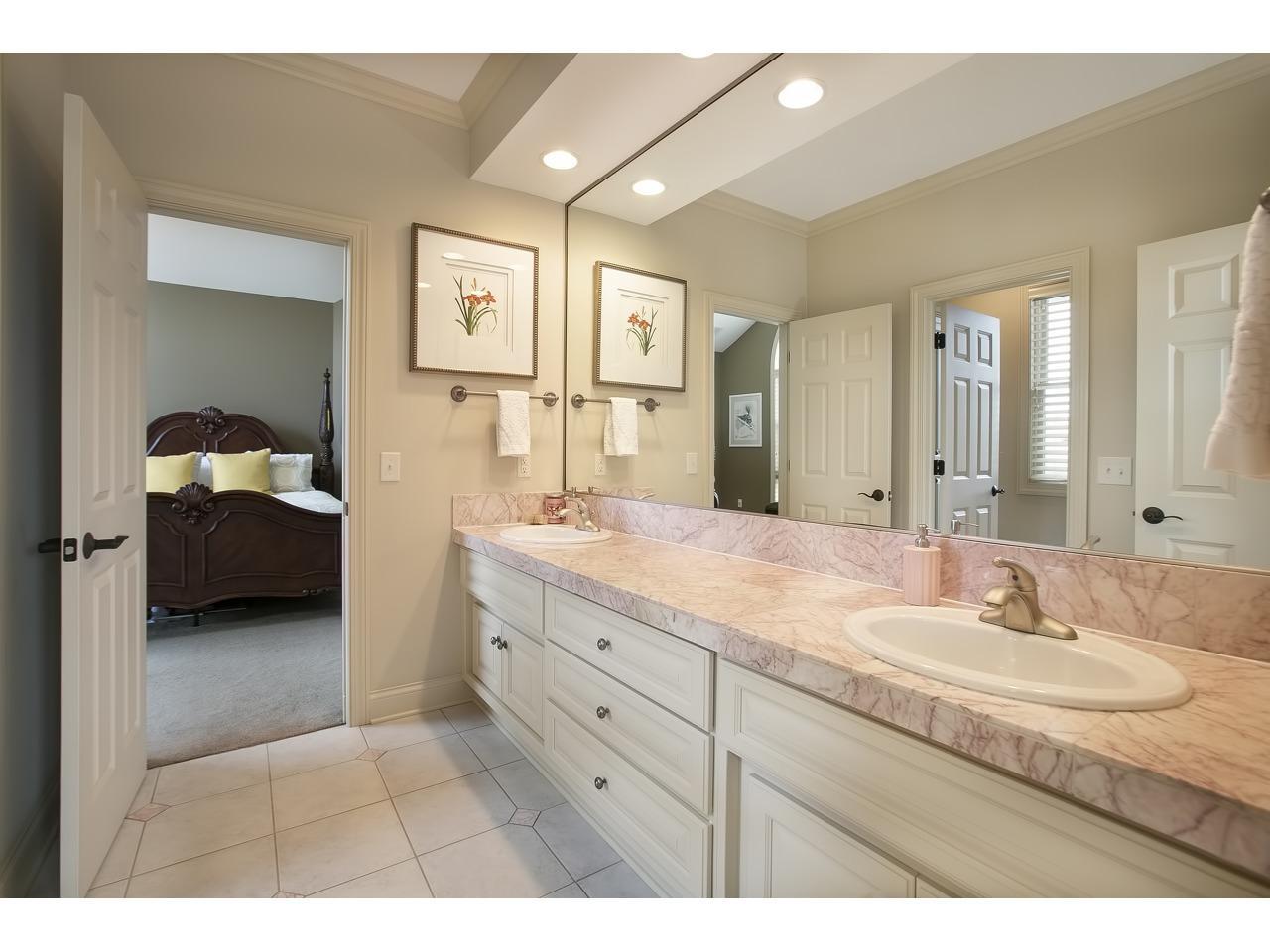 10689 Sonoma Ridge Eden Prairie, MN 55347 - Photo 26 of 64