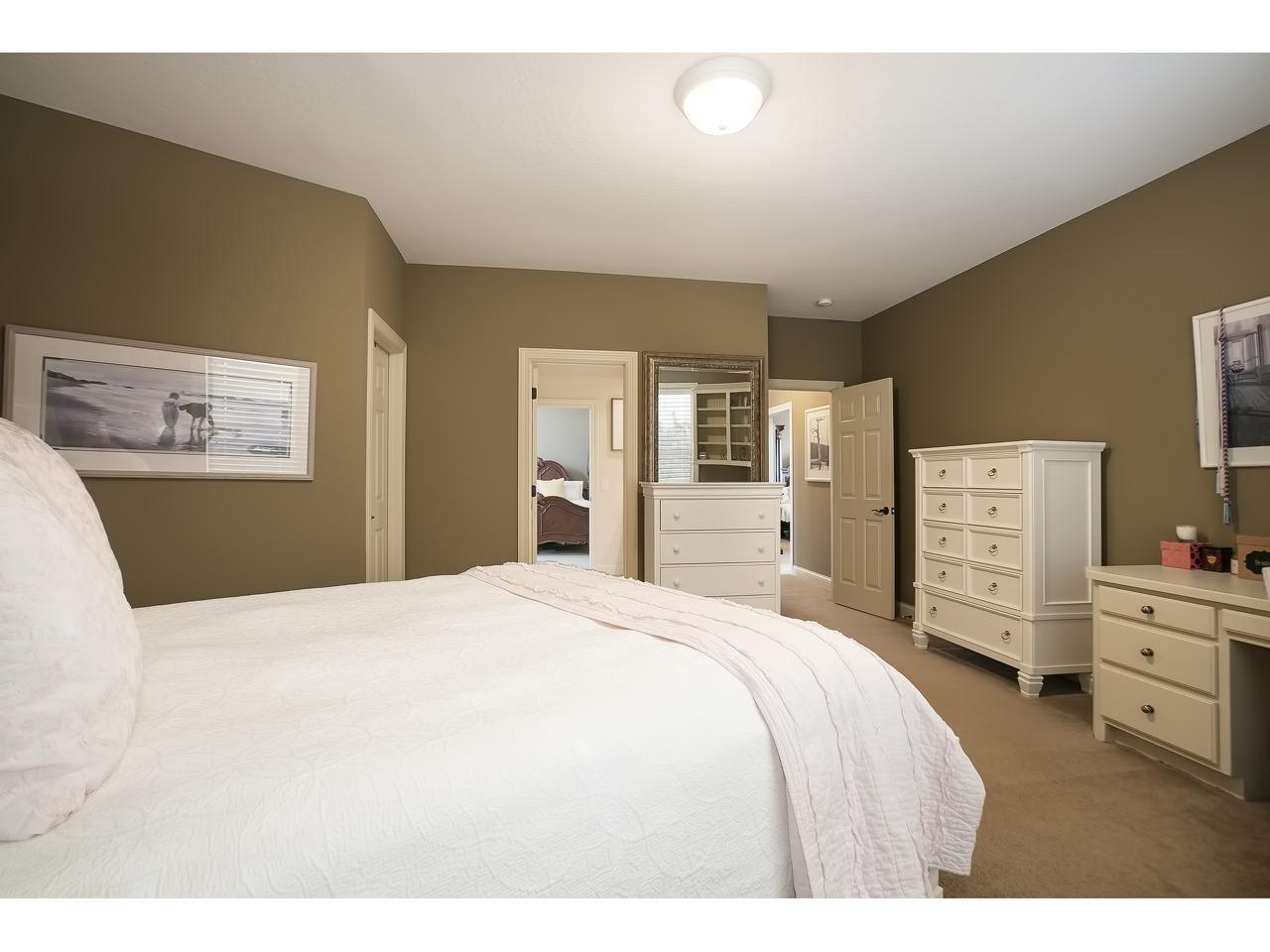 10689 Sonoma Ridge Eden Prairie, MN 55347 - Photo 29 of 64