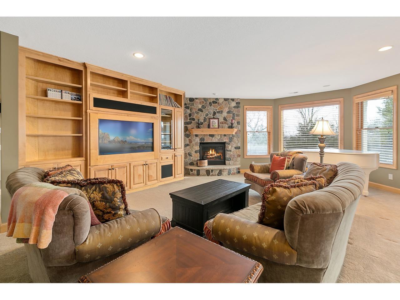 10689 Sonoma Ridge Eden Prairie, MN 55347 - Photo 36 of 64