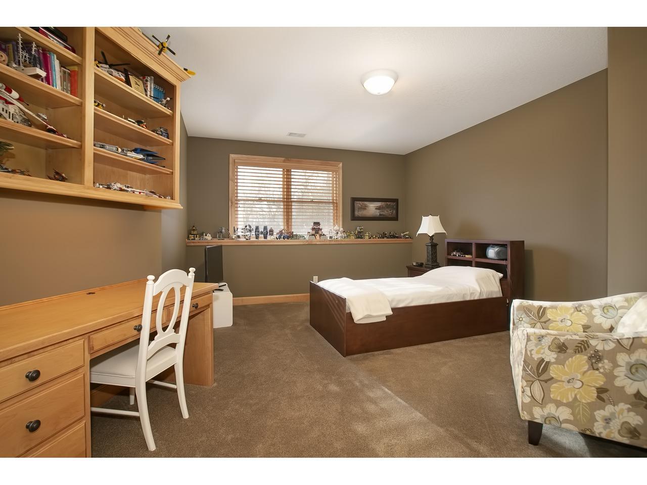 10689 Sonoma Ridge Eden Prairie, MN 55347 - Photo 42 of 64