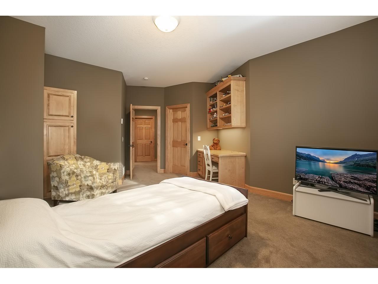 10689 Sonoma Ridge Eden Prairie, MN 55347 - Photo 43 of 64