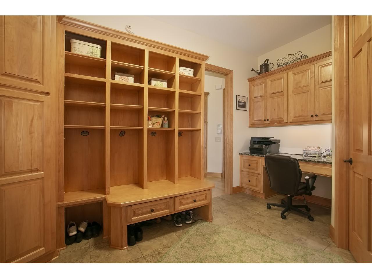 10689 Sonoma Ridge Eden Prairie, MN 55347 - Photo 46 of 64