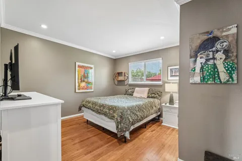 $689,000 | 1295 Marian Way, Petaluma, CA 94954