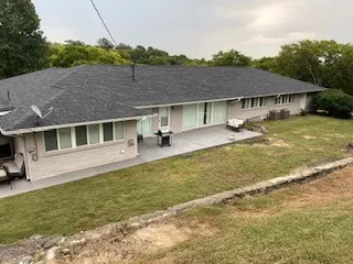 a view of a yard in front of house
