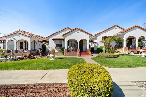 $1,375,000 | 803-811 East 5th Street, Benicia, CA 94510