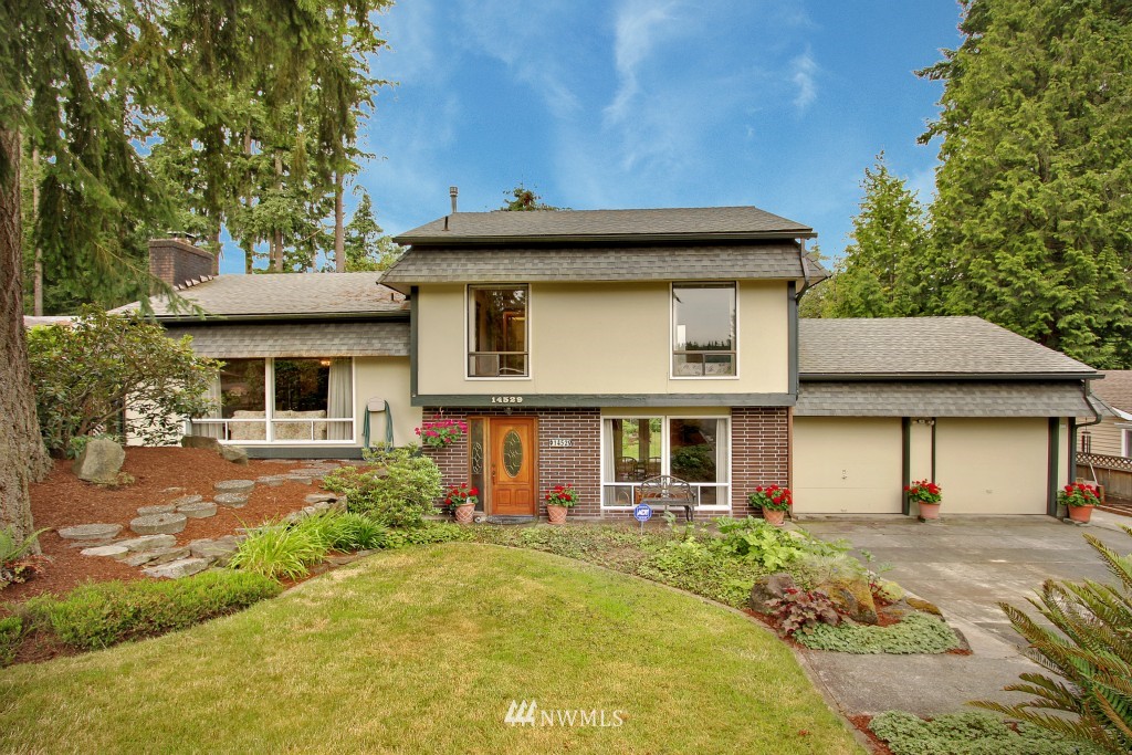 14529 166th Place Southeast Renton, WA 98059 - Photo 1 of 15