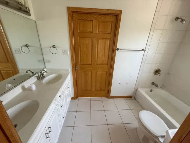 $419,900 | 1136 Park Place, Bellwood, IL 60104