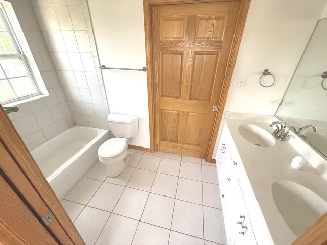 $419,900 | 1136 Park Place, Bellwood, IL 60104