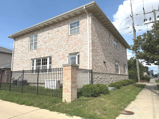 $419,900 | 1136 Park Place, Bellwood, IL 60104