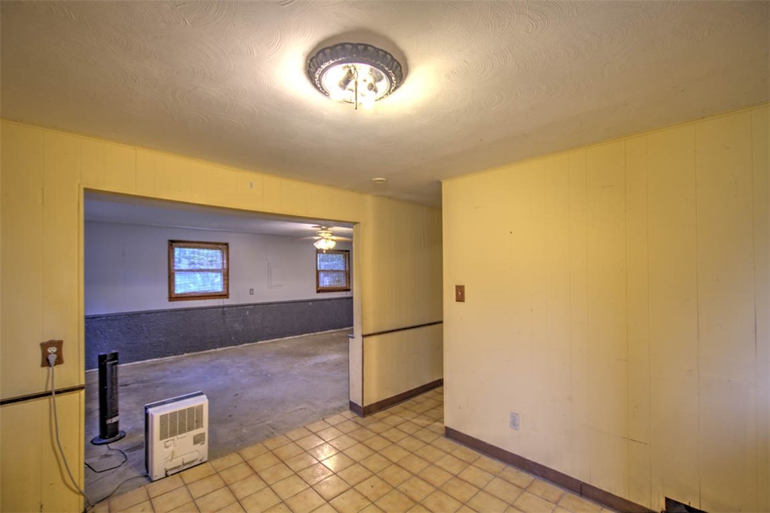 4353 Forest Parkway Decatur, IL 62521 - Photo 25 of 31