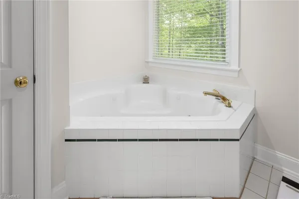 $875,000 | 8505 Case Ridge Drive, Oak Ridge, NC 27310