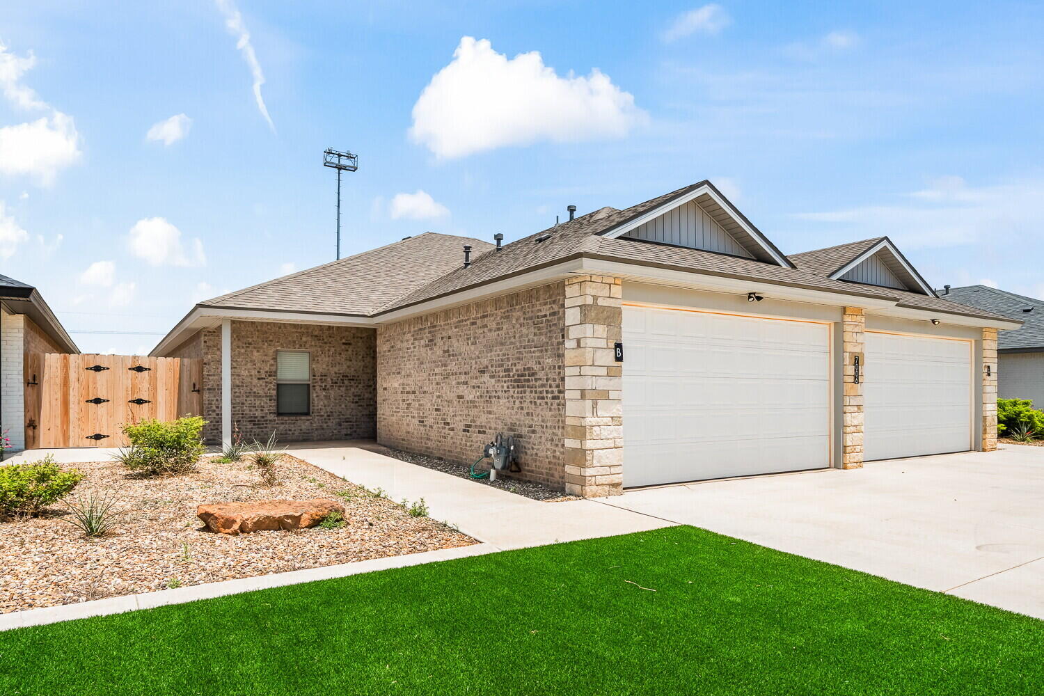 7006 40th Street, Unit B Lubbock, TX 79407 - Photo 3 of 20 7006 40th St B-2