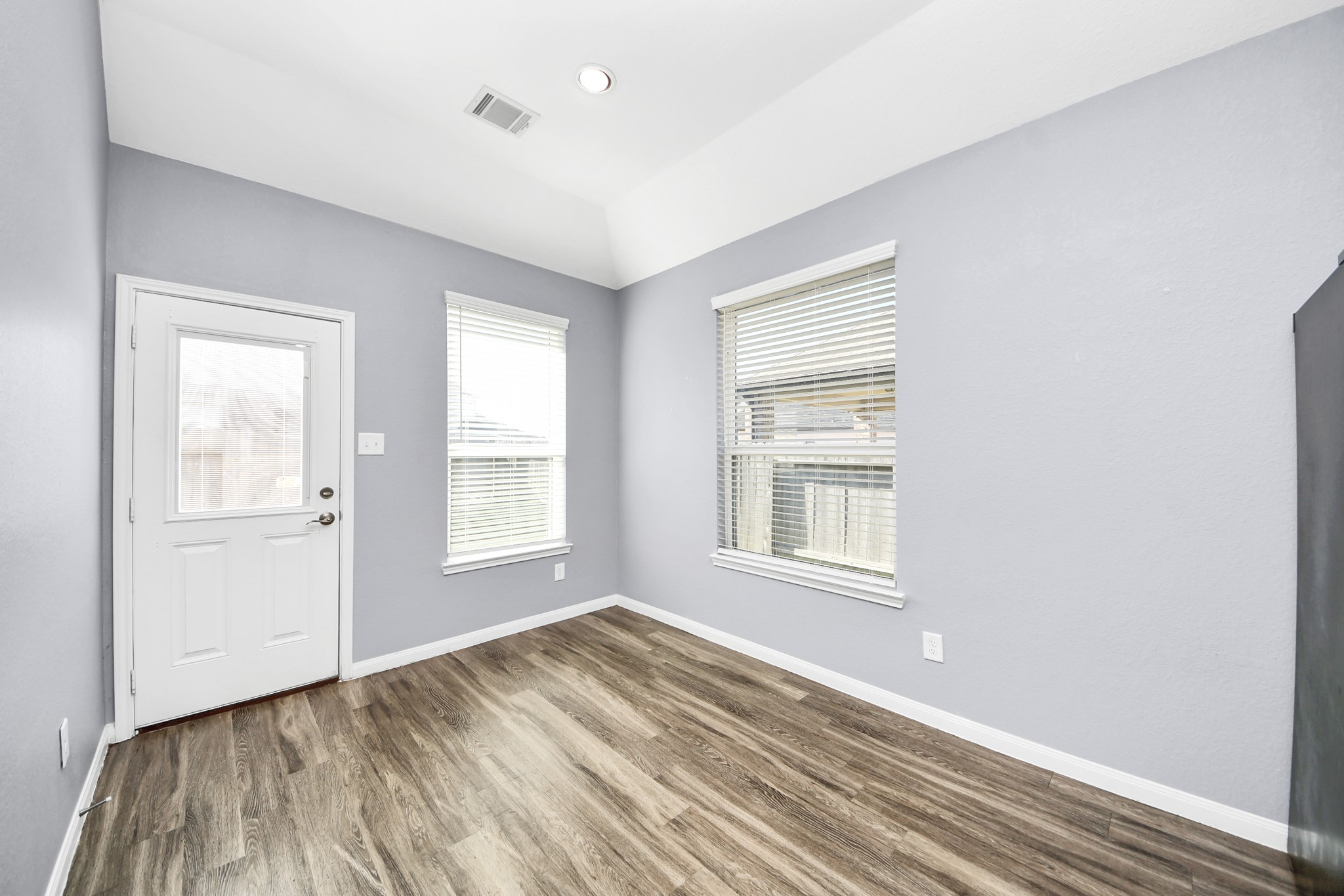 2335 Spring Hollow Drive Baytown, TX 77521 - Photo 13 of 36