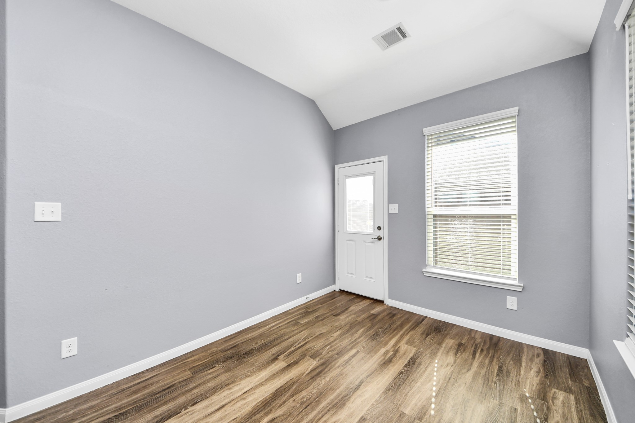 2335 Spring Hollow Drive Baytown, TX 77521 - Photo 14 of 36