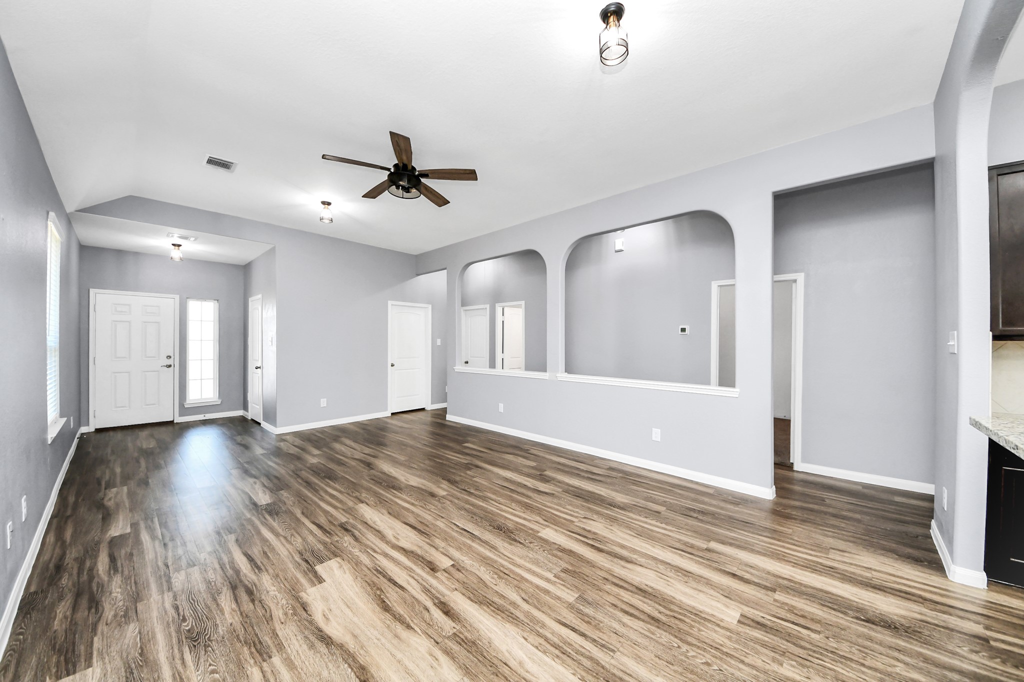 2335 Spring Hollow Drive Baytown, TX 77521 - Photo 6 of 36