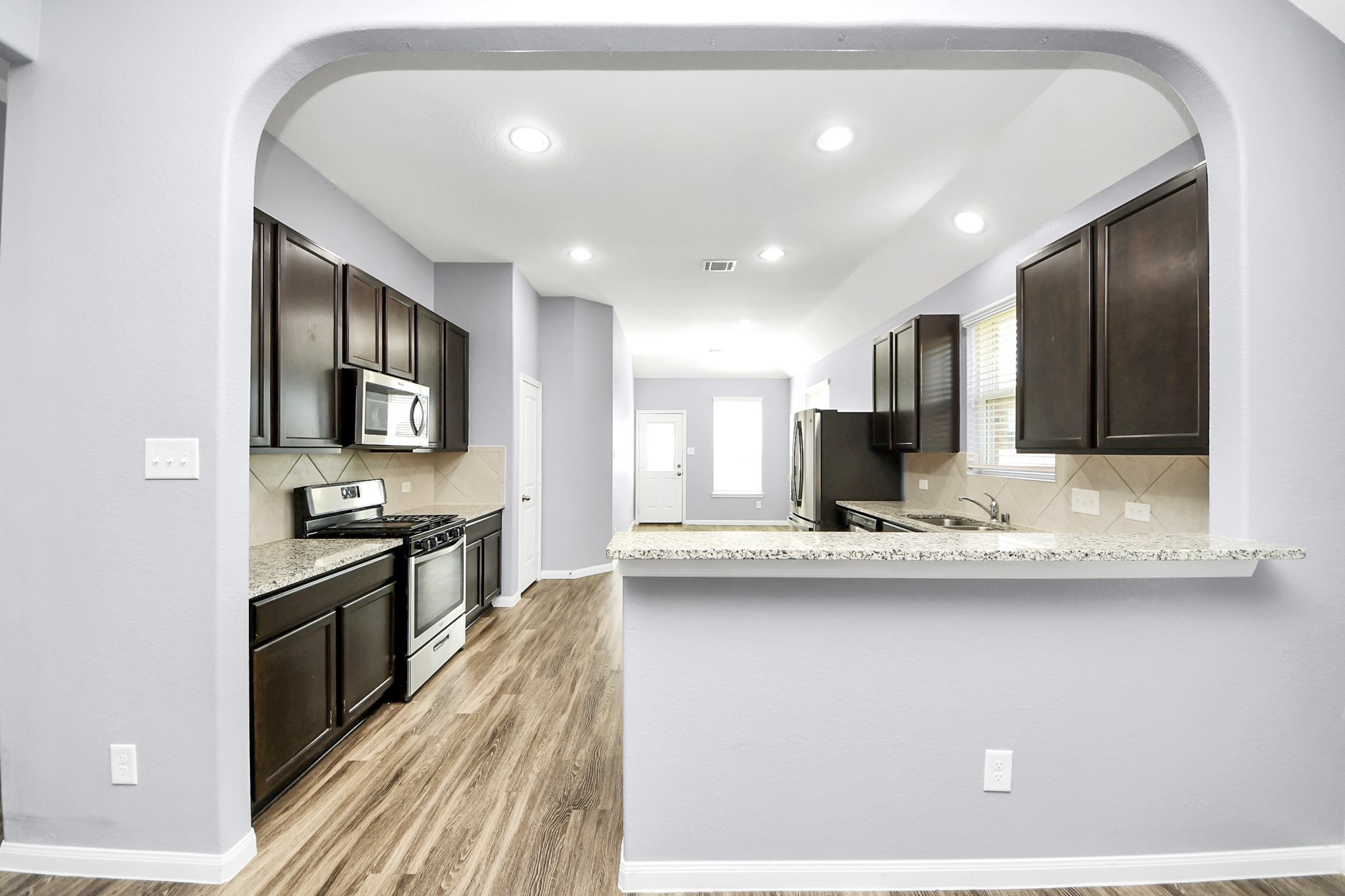 2335 Spring Hollow Drive Baytown, TX 77521 - Photo 8 of 36