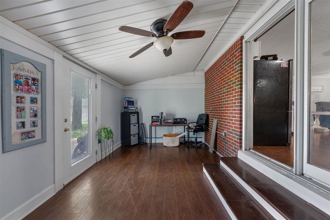 10436 Russellville Road Rockfield, KY 42274 - Photo 13 of 37 Gallery Image 13