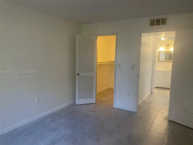 $1,450 | 8500 Sunrise Lakes Boulevard, Unit 106, Sunrise, FL 33322