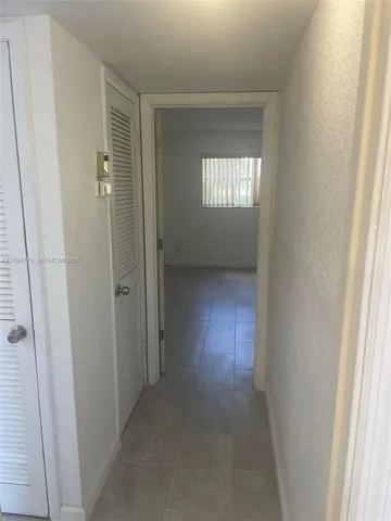 $1,450 | 8500 Sunrise Lakes Boulevard, Unit 106, Sunrise, FL 33322