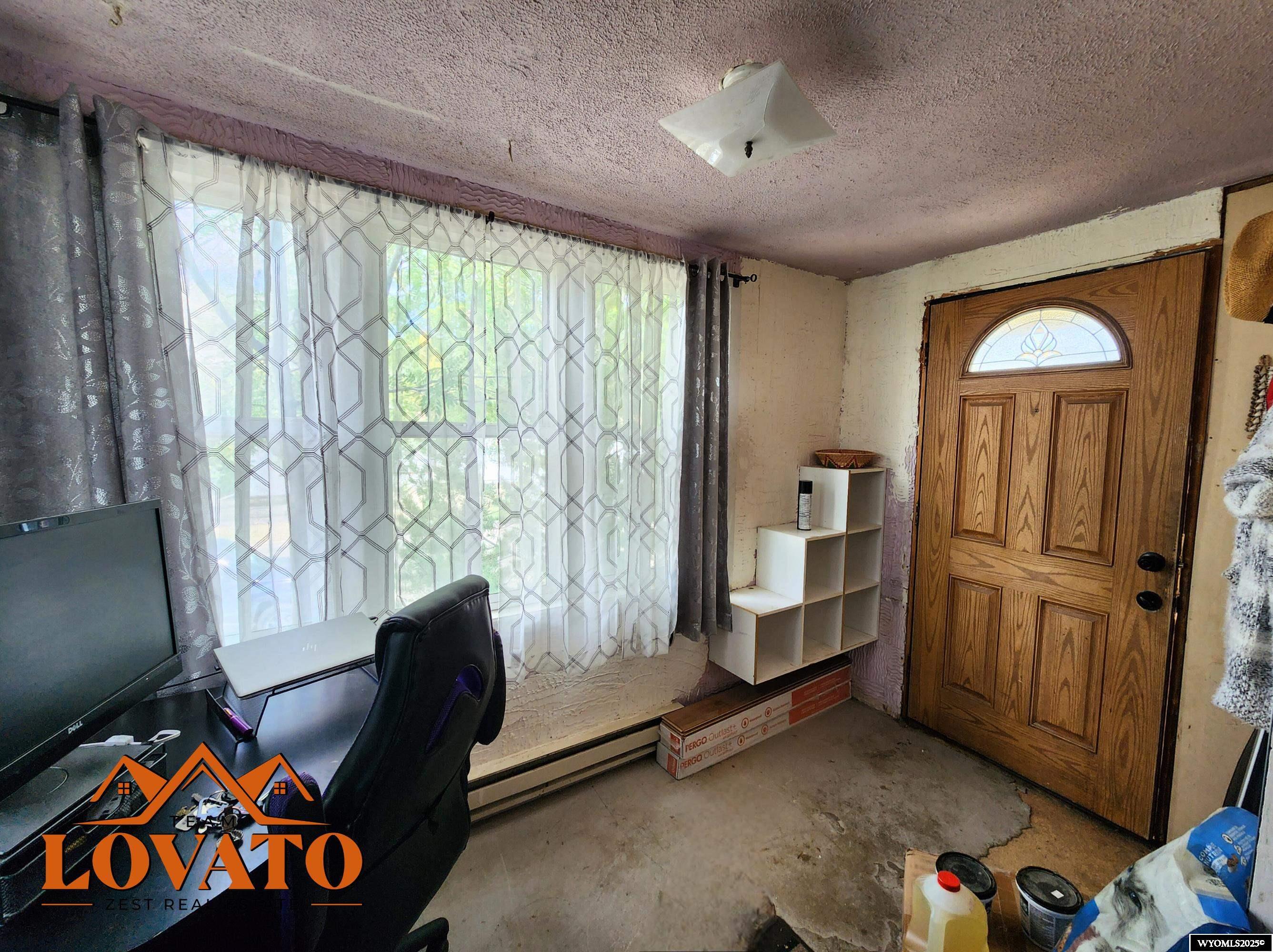 737 West 12th Street Casper, WY 82601 - Photo 3 of 16