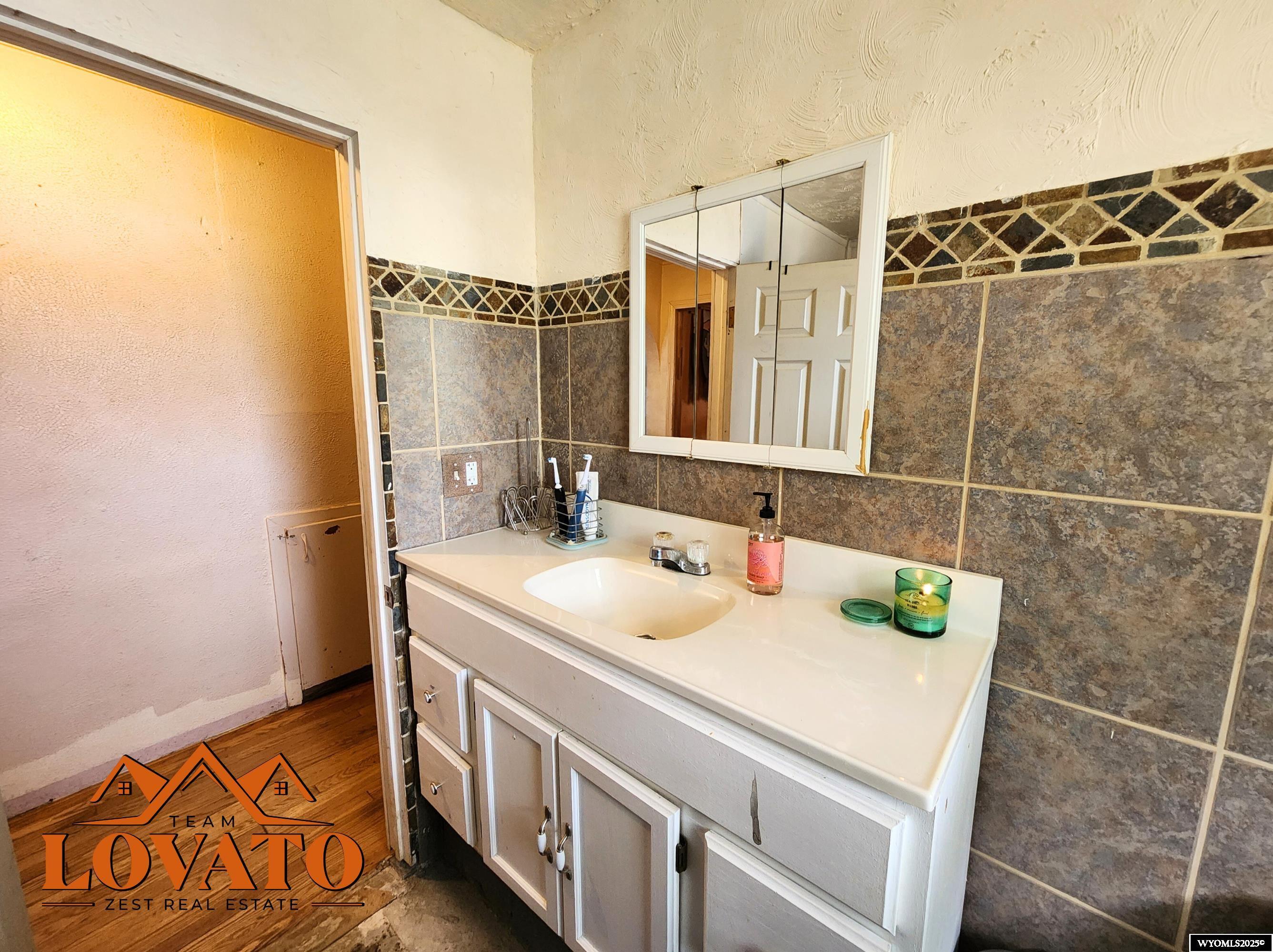 737 West 12th Street Casper, WY 82601 - Photo 10 of 16