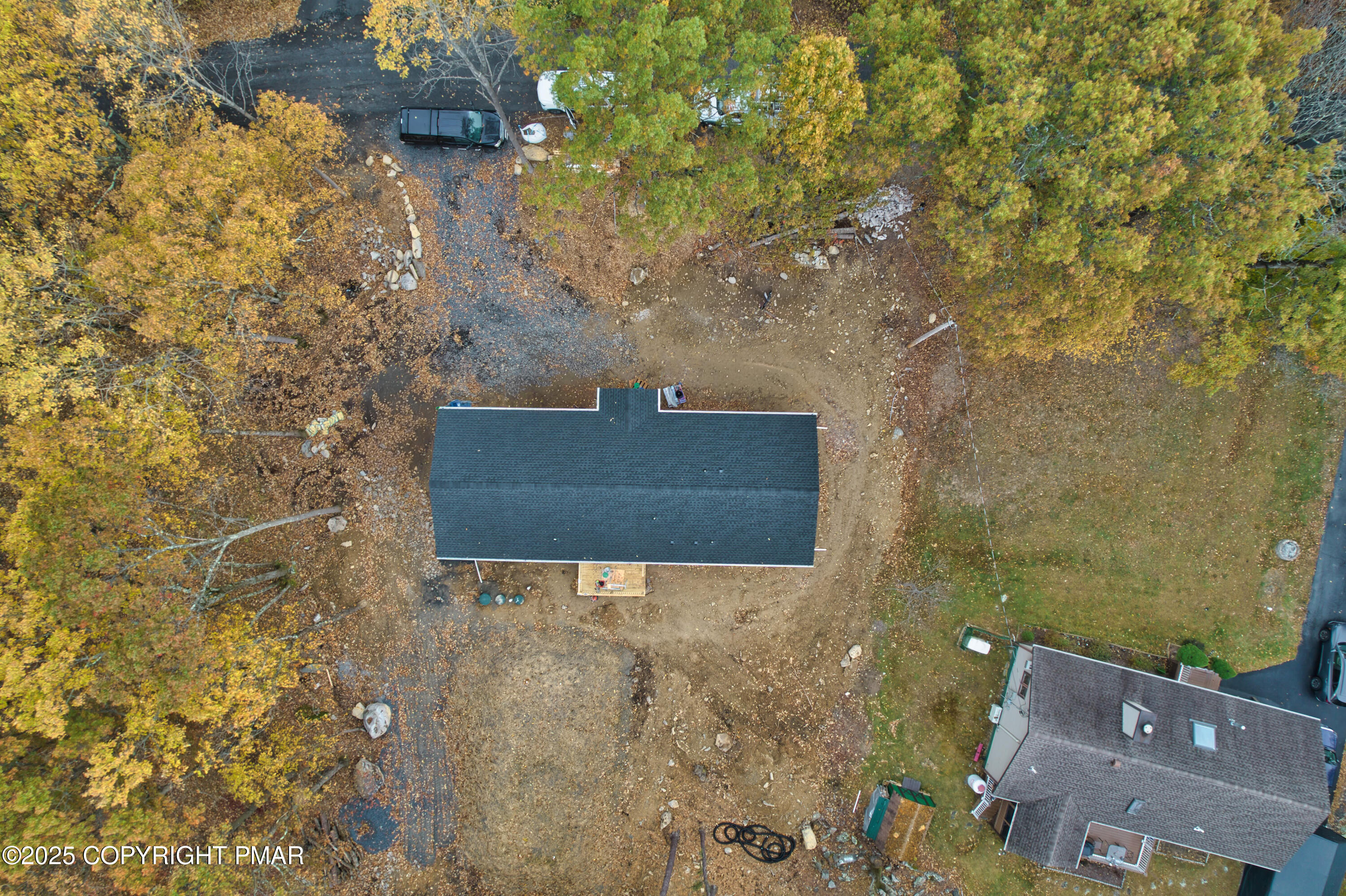 515 Hummingbird Court Bushkill, PA 18324 - Photo 12 of 15